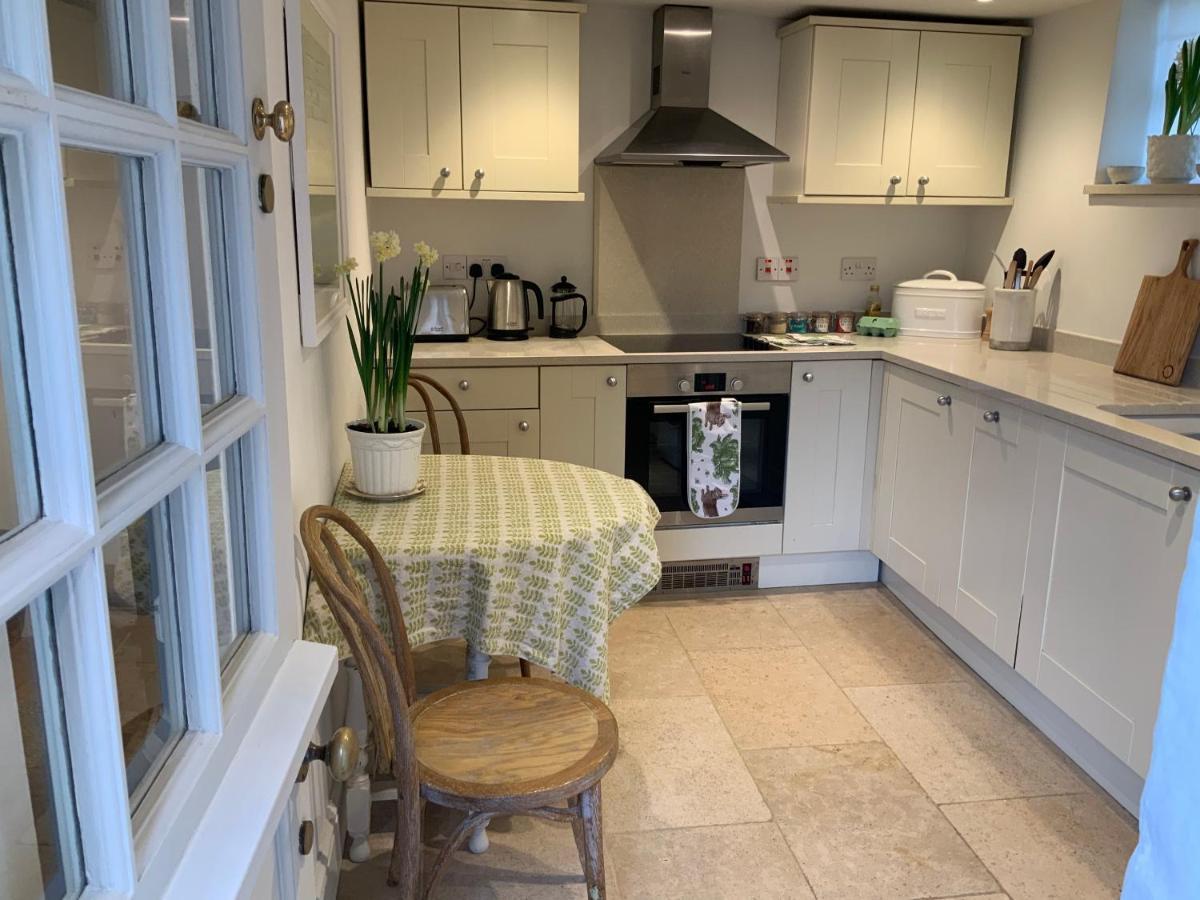Masons Cottage, An Idyllic Retreat In An Area Of Outstanding Beauty, Close To Blenheim Palace, Oxford & The Cotswolds Stonesfield エクステリア 写真